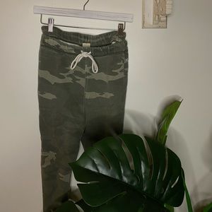 Hollister camo joggers